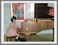 piano.jpg (19200 バイト)